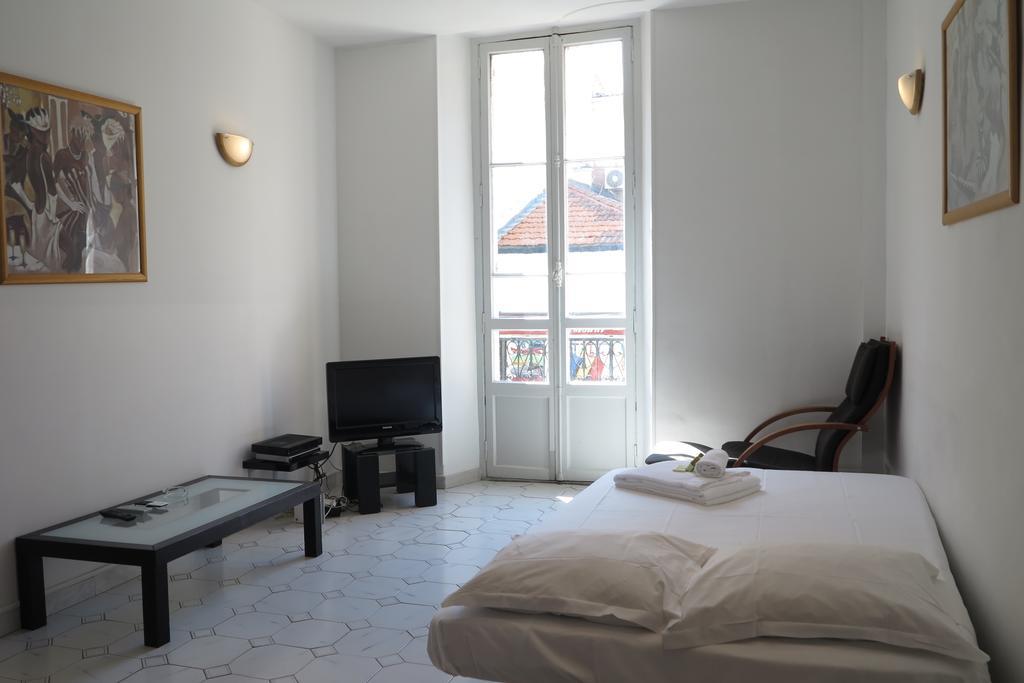 Appartement Viva Riviera - 5 Rue Commandant Andre Cannes